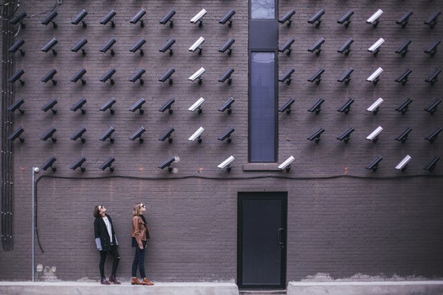 private data brokers spying